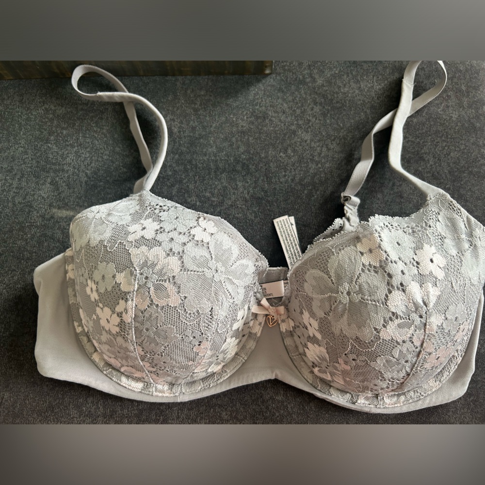 Victoria Secret 34DD Body by Victoria Demi